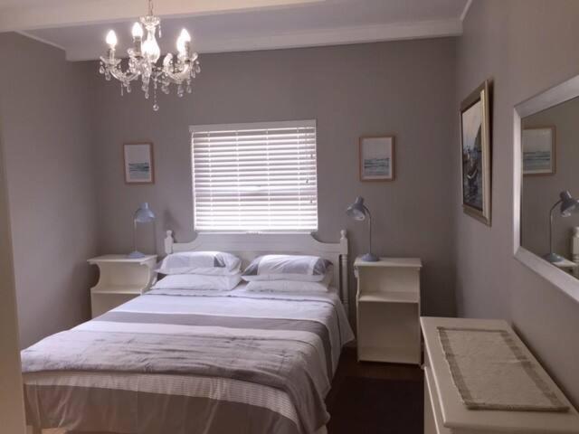 Meerhuis Cottage Langebaan Exterior photo